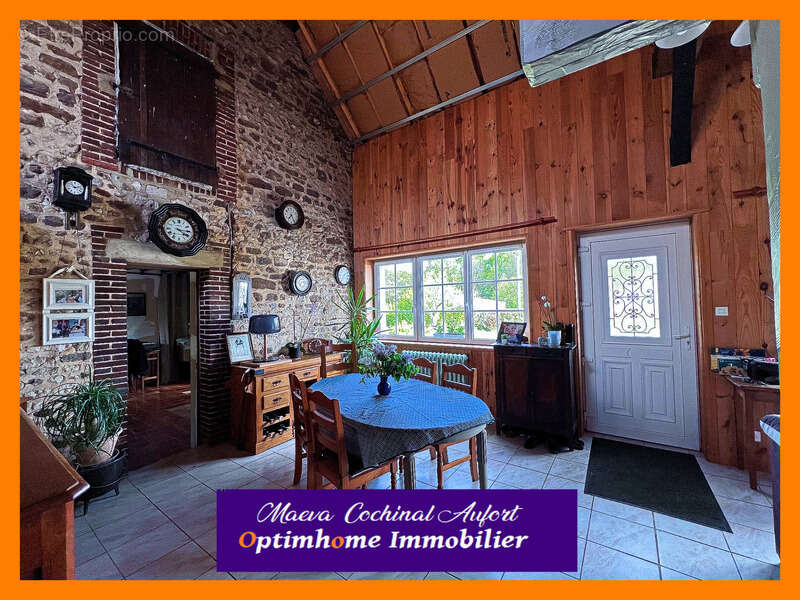 Maison à LE MELE-SUR-SARTHE