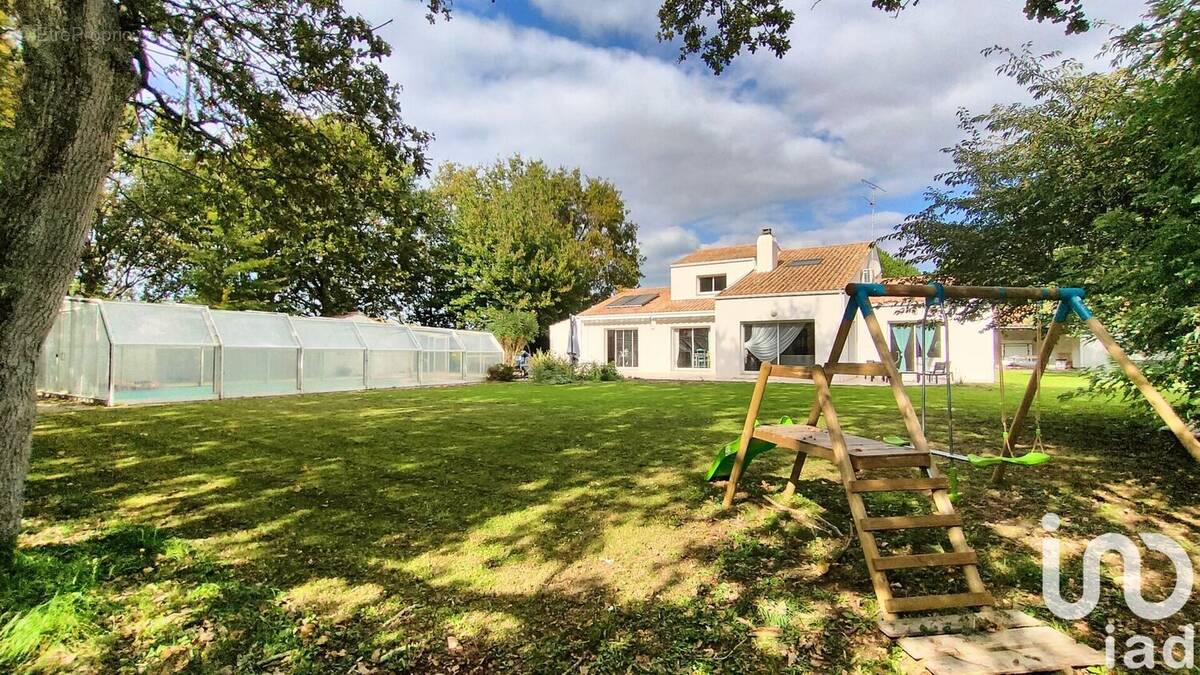 Photo 1 - Maison à NOTRE-DAME-DE-RIEZ