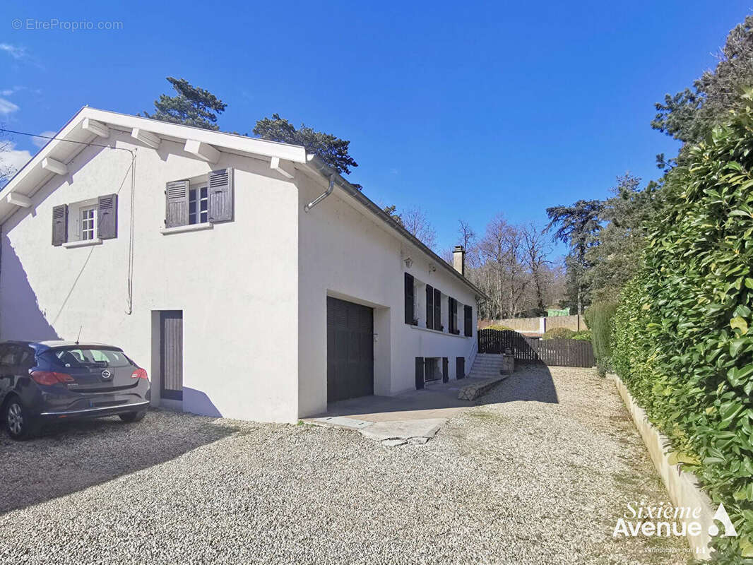 Maison Vienne 7 pièces 127 m² - photo 2
