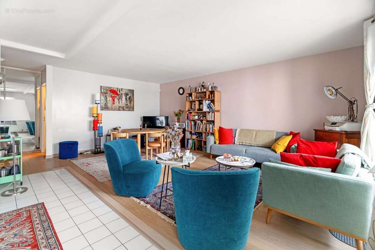 Appartement à LEVALLOIS-PERRET