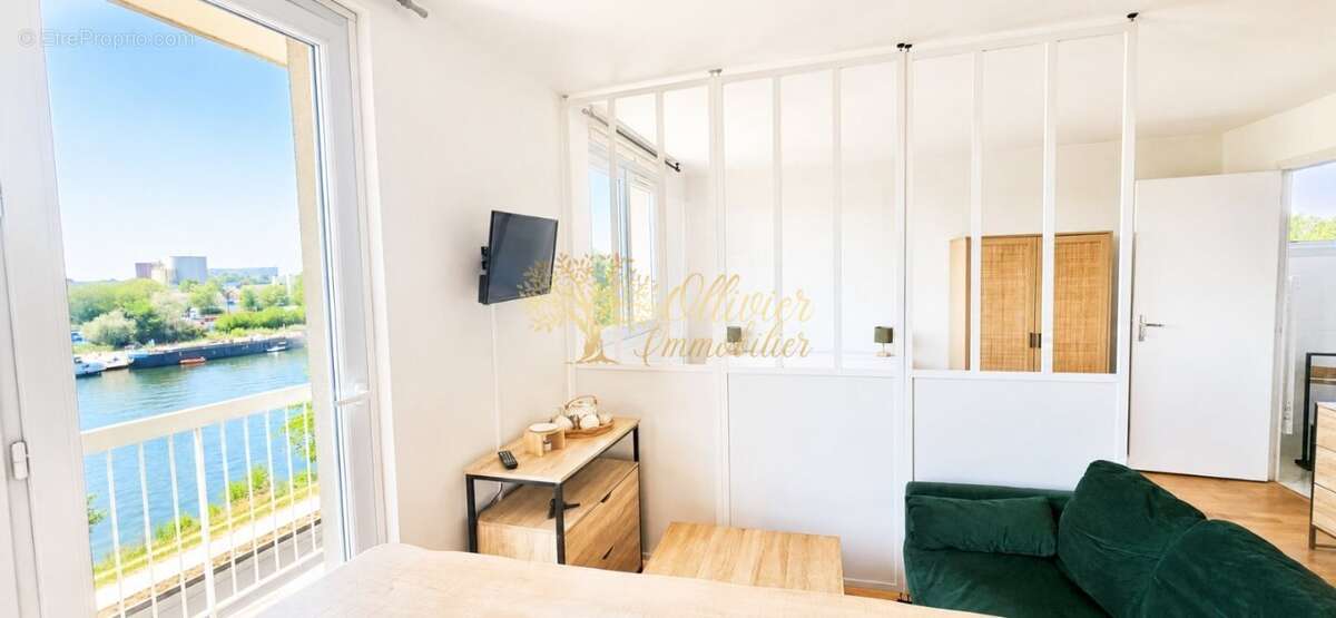 Appartement à SAINT-MAUR-DES-FOSSES