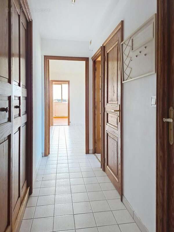 Photo 9 - Appartement à VIRY-CHATILLON
