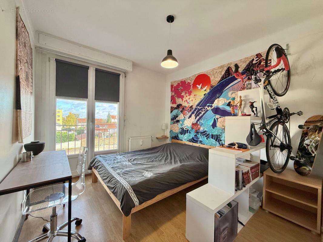 Appartement à CHENOVE