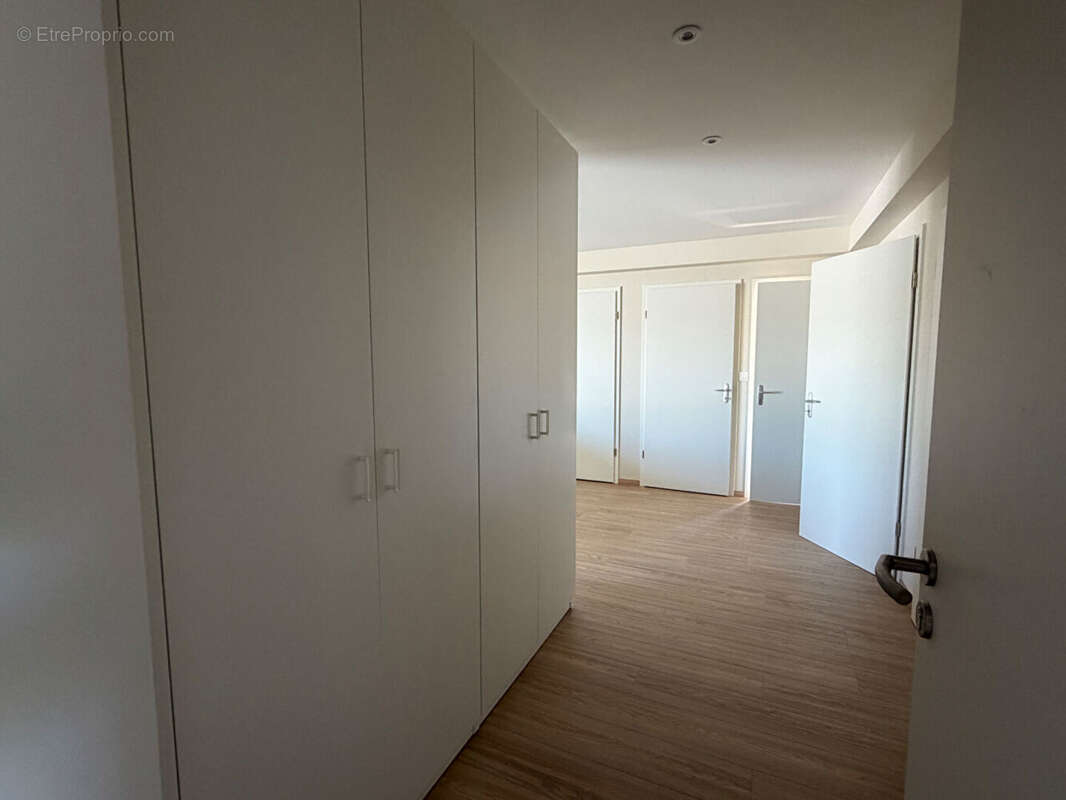 Appartement à LE DESCHAUX