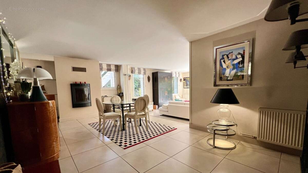 Maison à LE BOUSCAT