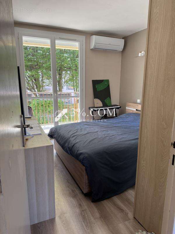 Appartement à GUILHERAND-GRANGES