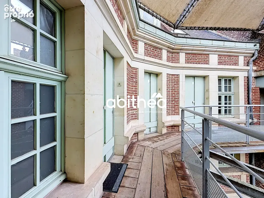 Studio - Coeur de ville - photo 2