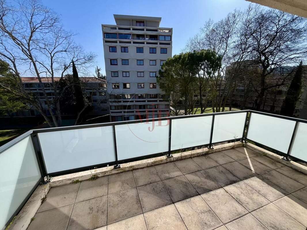 Appartement à AIX-EN-PROVENCE