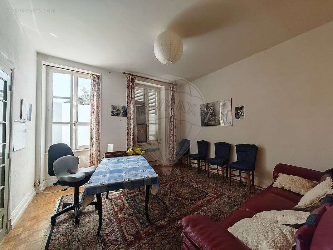 Maison à PREMERY