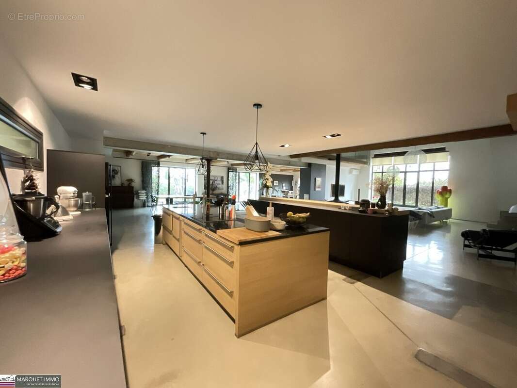 Maison à THEZAN-LES-BEZIERS