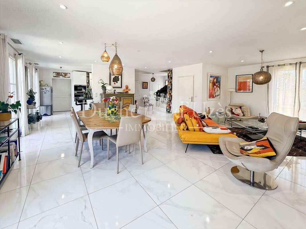 Photo 5 - Maison à UZES