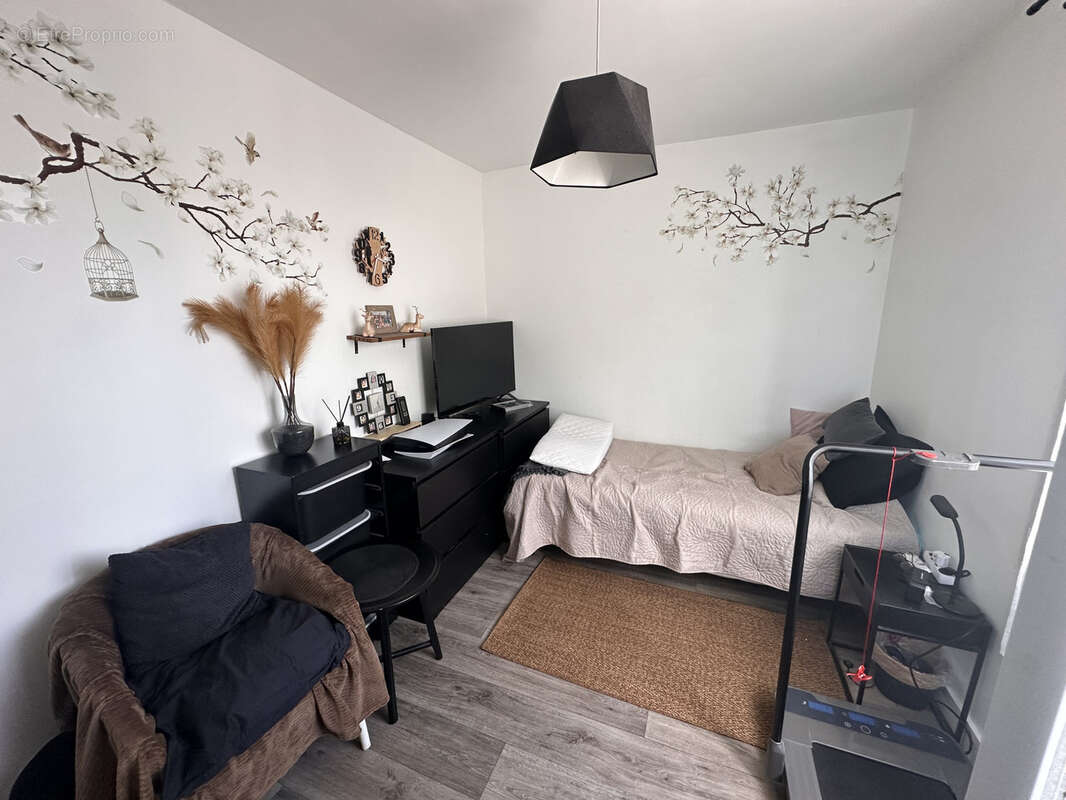 Appartement à STAINS