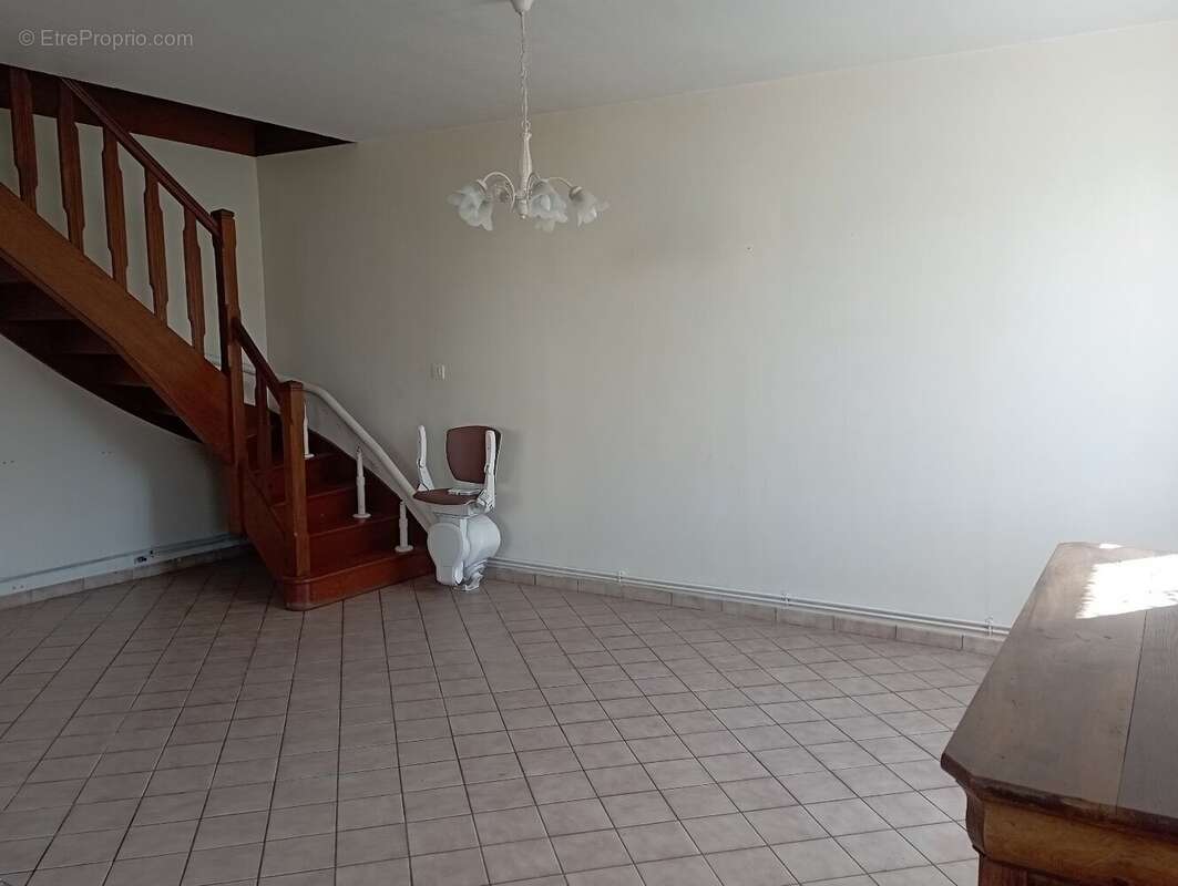 Maison dans un joli village proche des commodités - photo 7