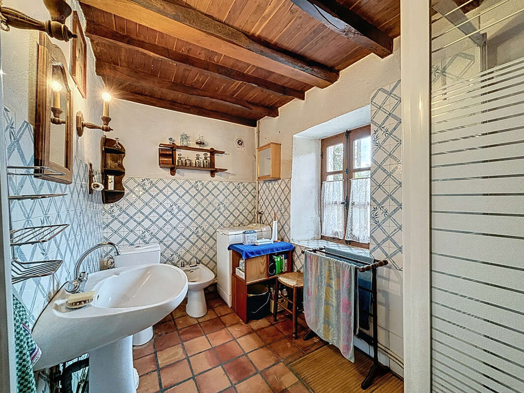 Maison à FAVERGES-DE-LA-TOUR