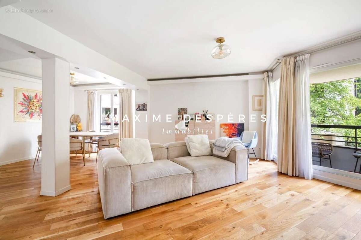 Appartement à LEVALLOIS-PERRET