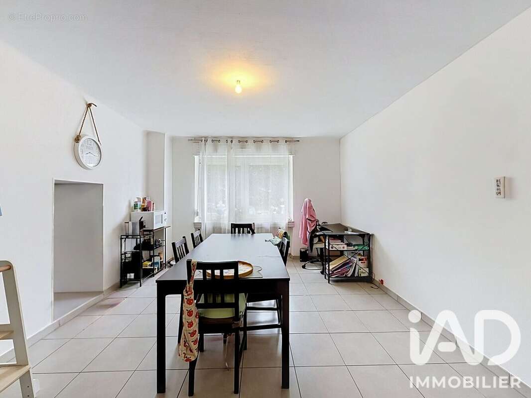 Appartement 92 m² à Havange  - photo 4