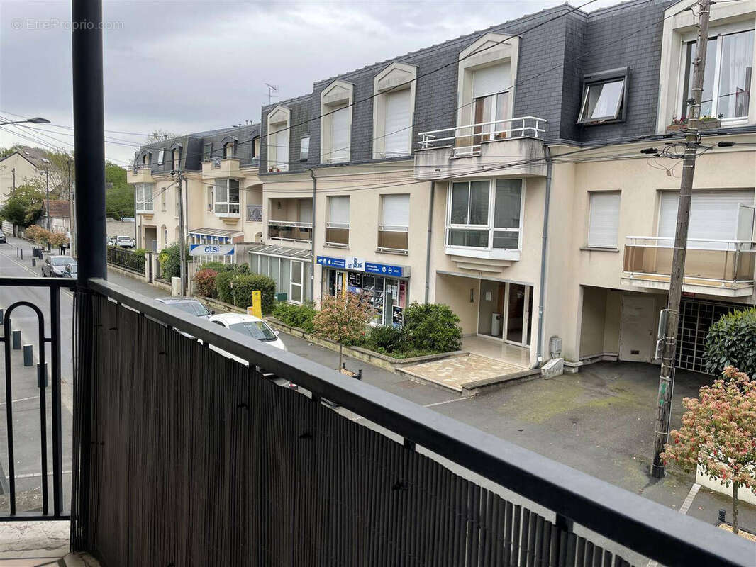 Appartement à PONTAULT-COMBAULT