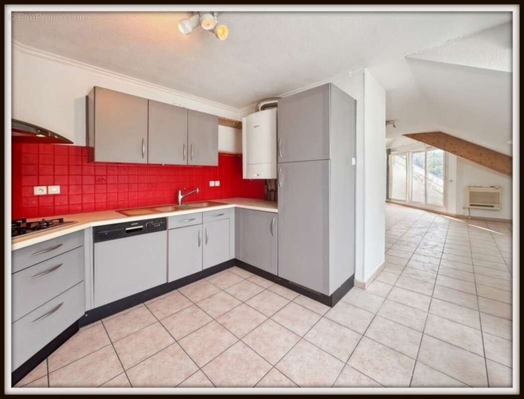 Appartement à vendre 4 pièces CHAMBERY (73) de 100,8m² carrez - photo 12