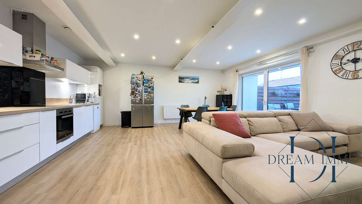 Maison à SAINT-MARTIN-DE-HINX