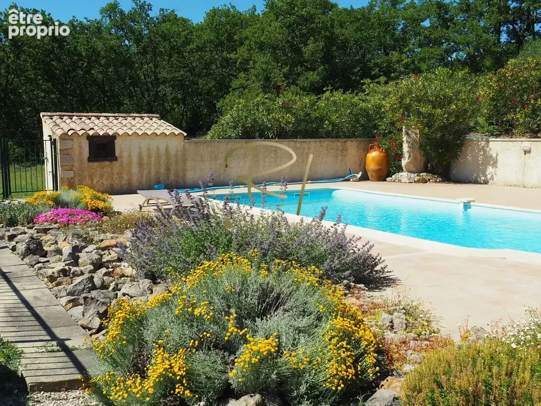 Mas de caractère avec vue dégagée - Barjac 30 - photo 3