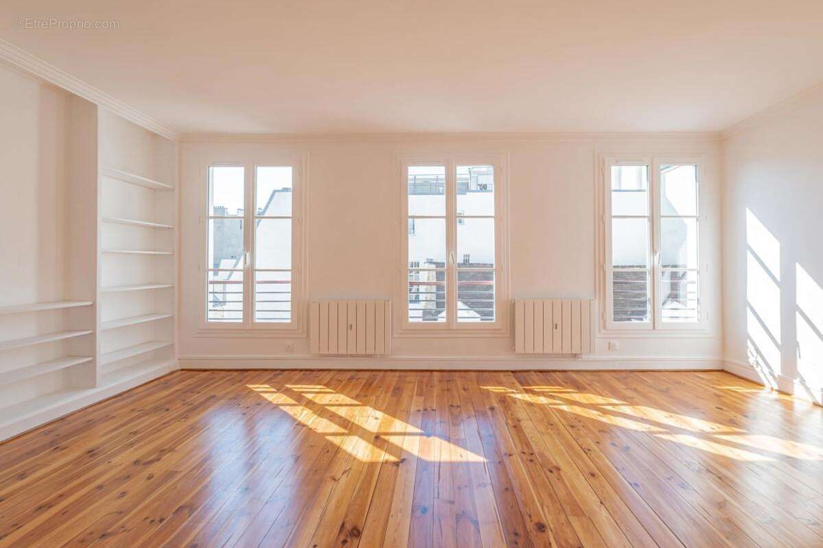 Appartement à PARIS-3E
