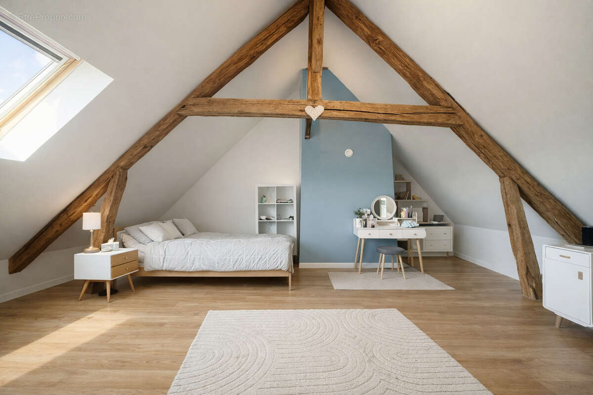 Maison à THOIRY