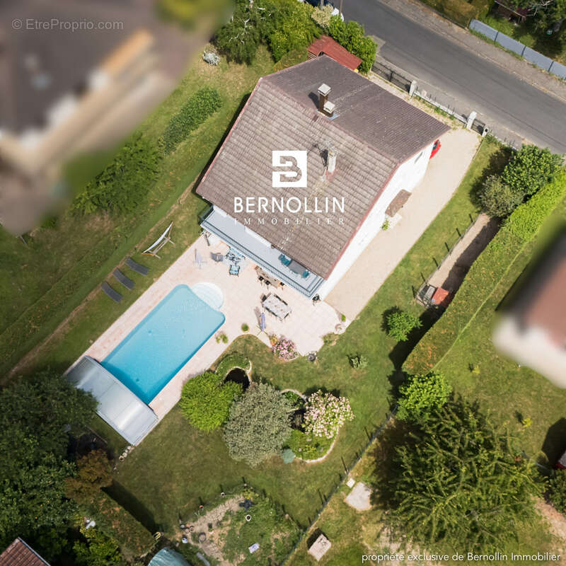 Grande maison familiale dans quartier calme de BOURG EN BRESSE - photo 4