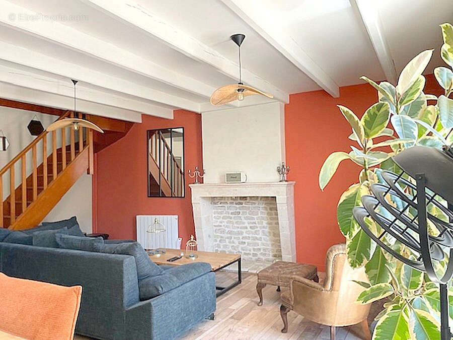 Maison à SAINT-JEAN-DE-LIVERSAY