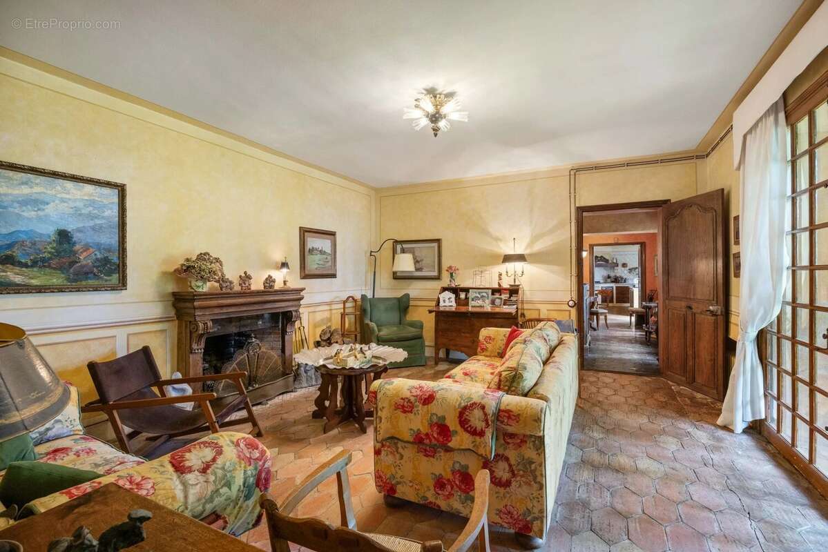 Maison à ROQUEBRUNE-CAP-MARTIN