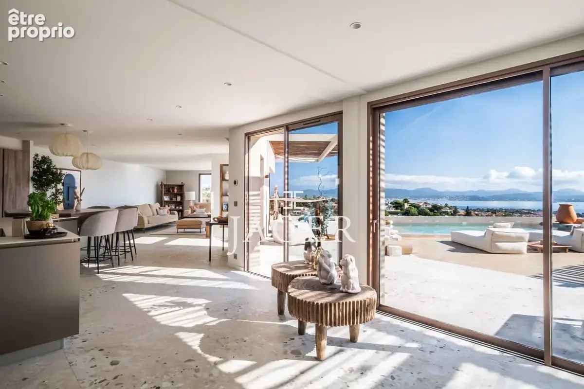Maison 7 pièces 450 m² à vendre à Les Issambres (83380) - photo 3