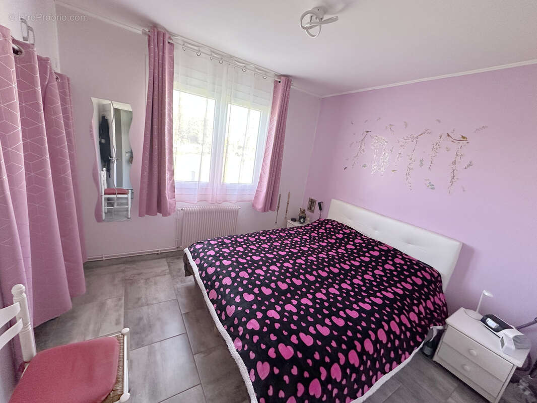 Maison à SAINTE-BAZEILLE