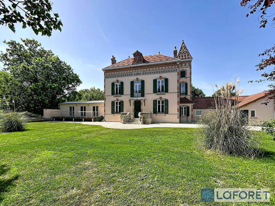 Maison à BOURBONNE-LES-BAINS