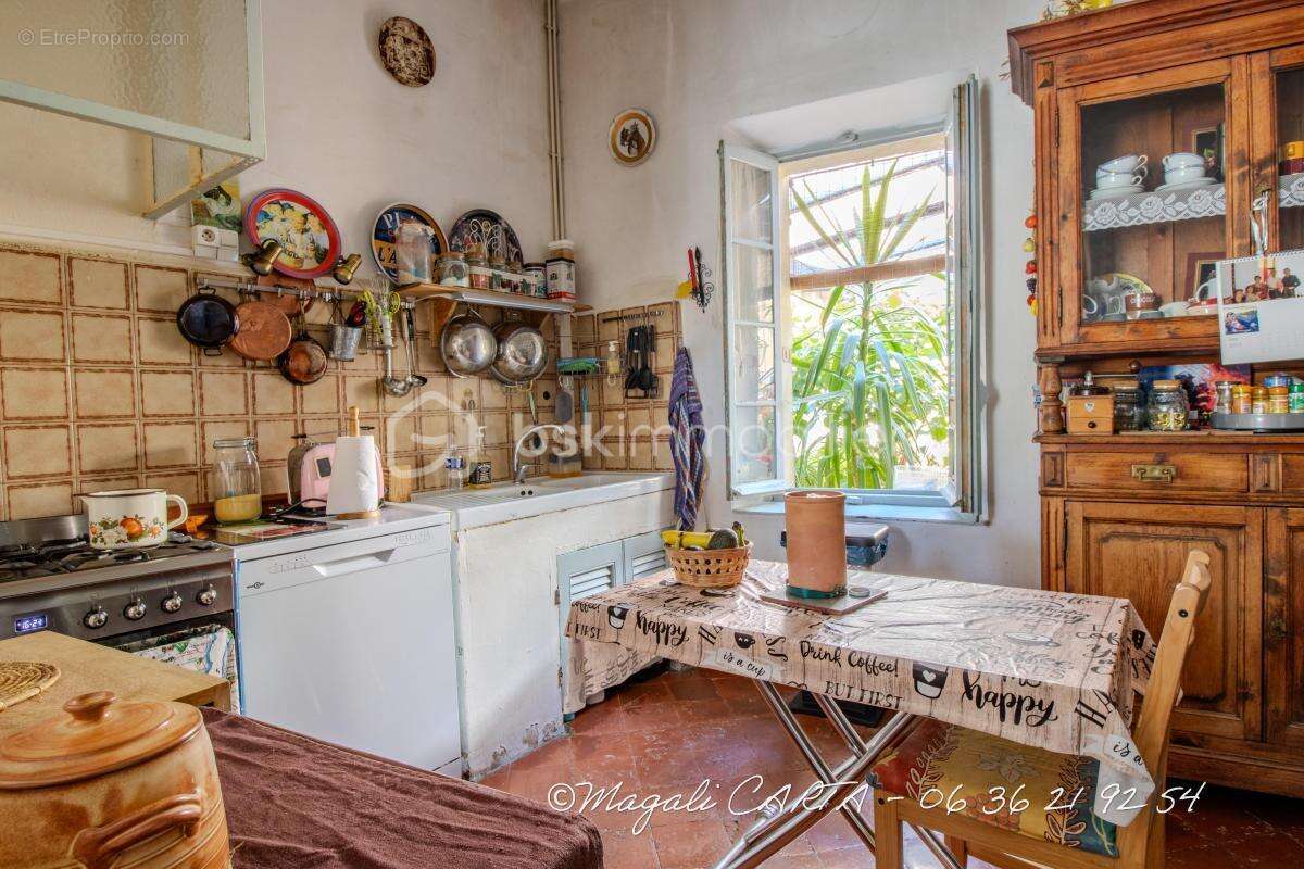 Maison Atypique avec garage et cours intérieure - photo 7