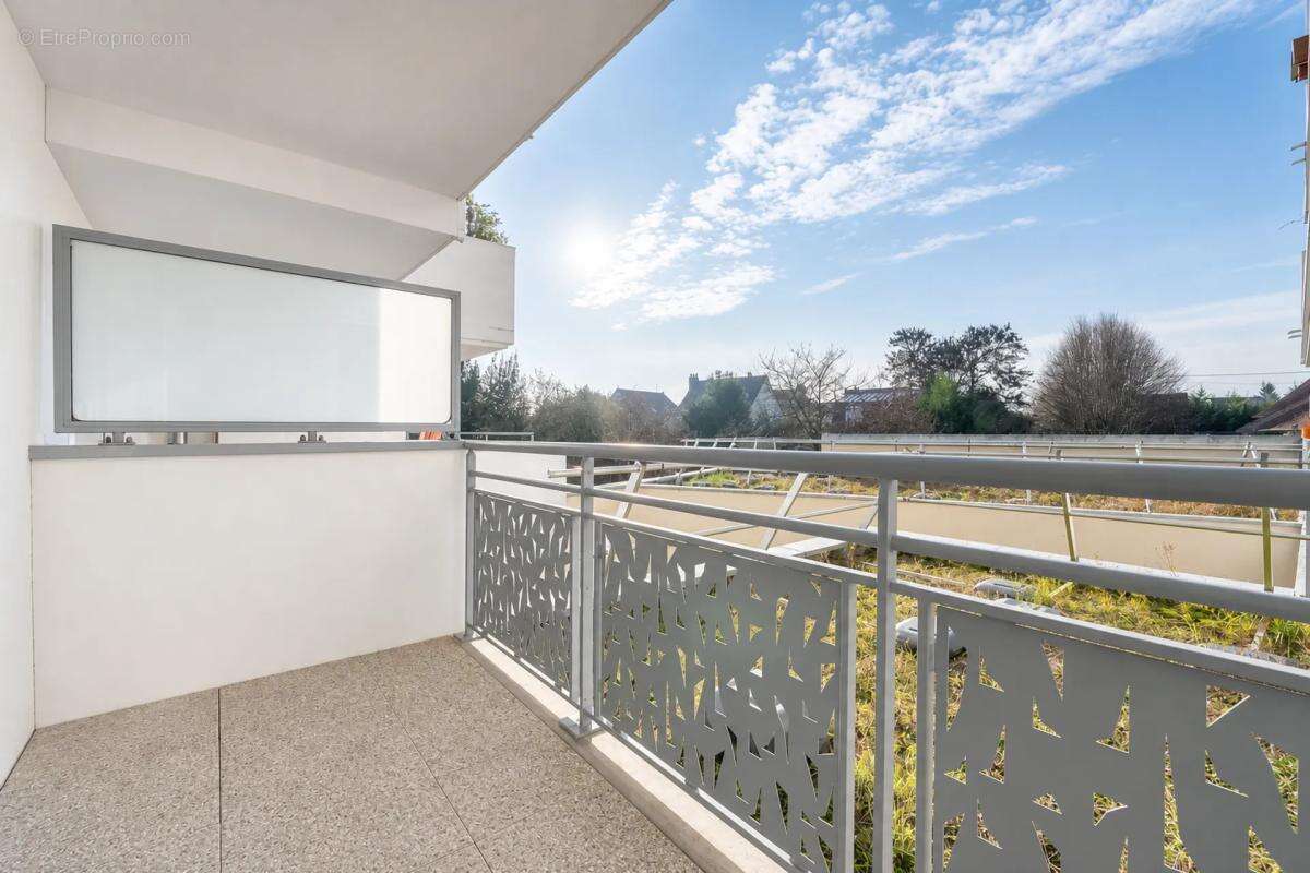 Appartement lumineux traversant 2 pièces 2 extérieurs à Persan - photo 4