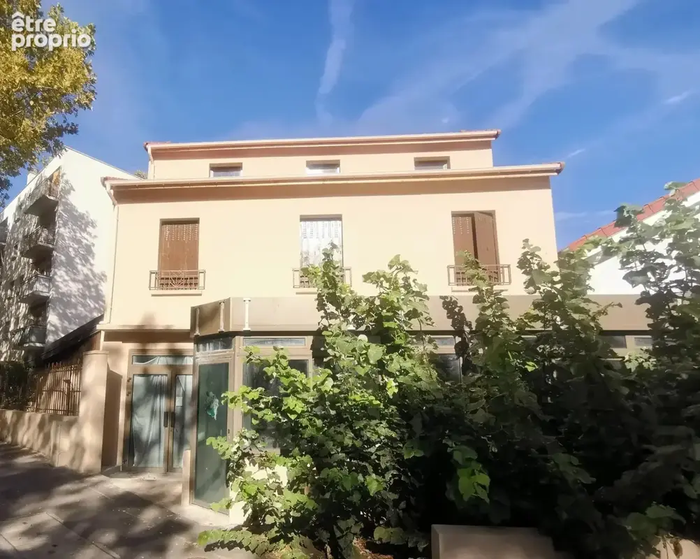 Appartement à L'HAY-LES-ROSES
