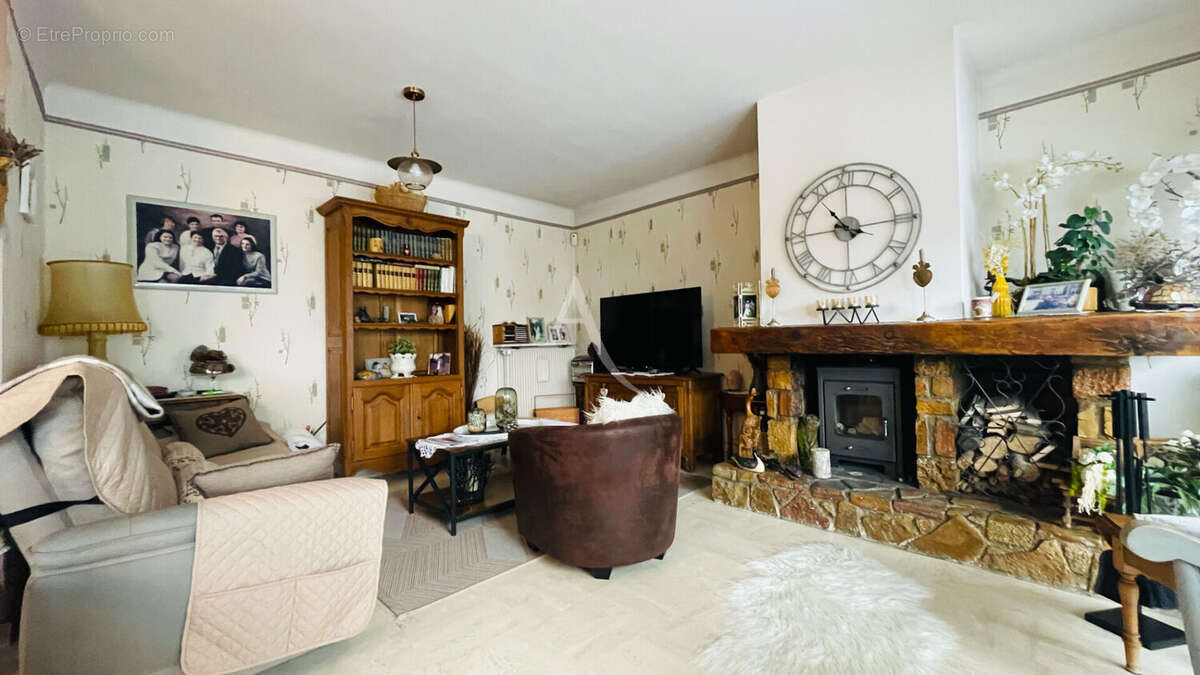 Maison à BAINS-LES-BAINS