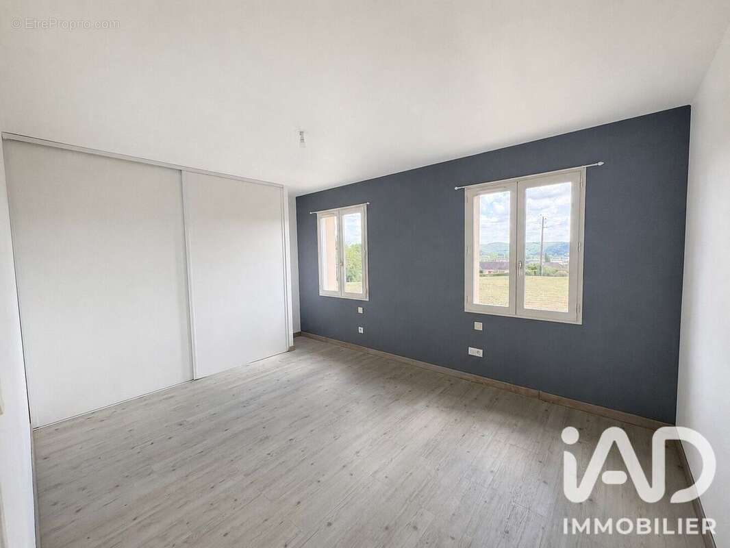 Photo 7 - Maison à LE LARDIN-SAINT-LAZARE