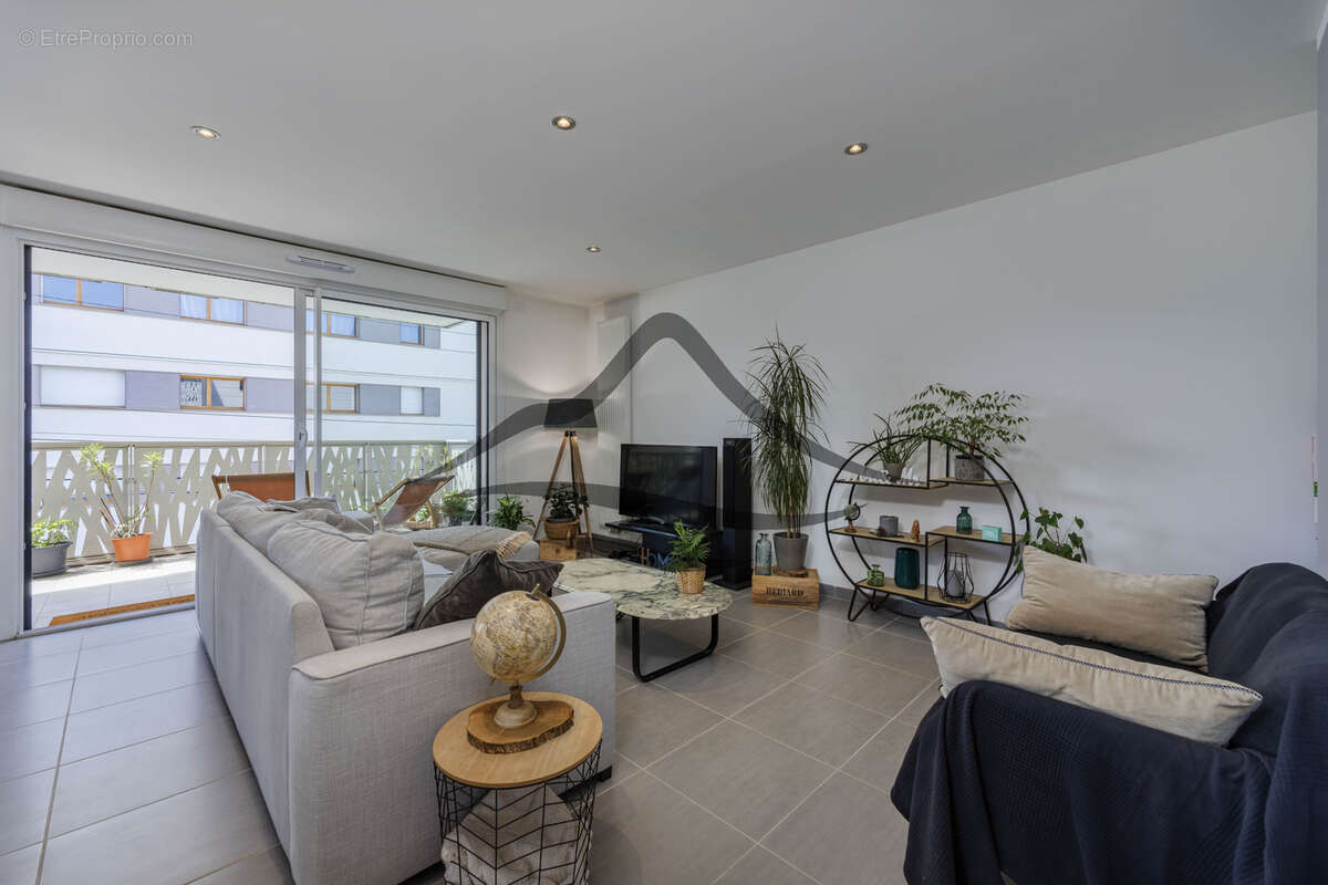 Annemasse   t3 76 m2   terrasse 14 m2   résidence 2019   dpe b - photo 9