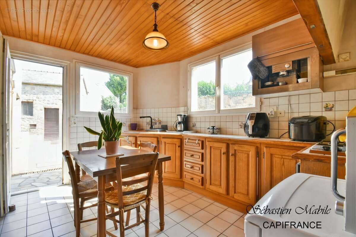 Charmante maison en pierres à vendre 7 pièces  (35) - LES PORTES DU COGLAIS - photo 13