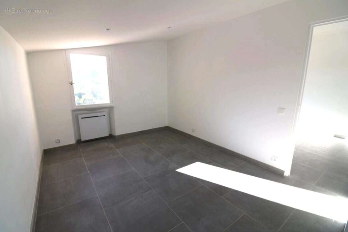 Appartement 141 m² à La Roquette-Sur-Siagne  - photo 8