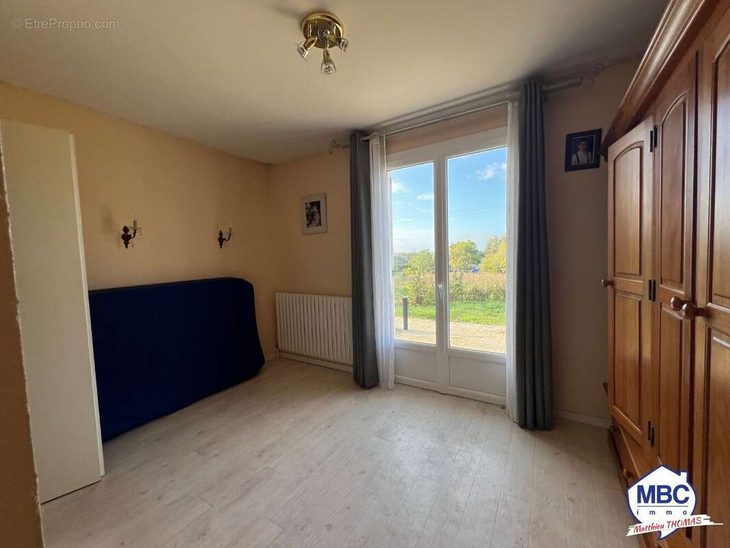 Maison à LA ROUXIERE