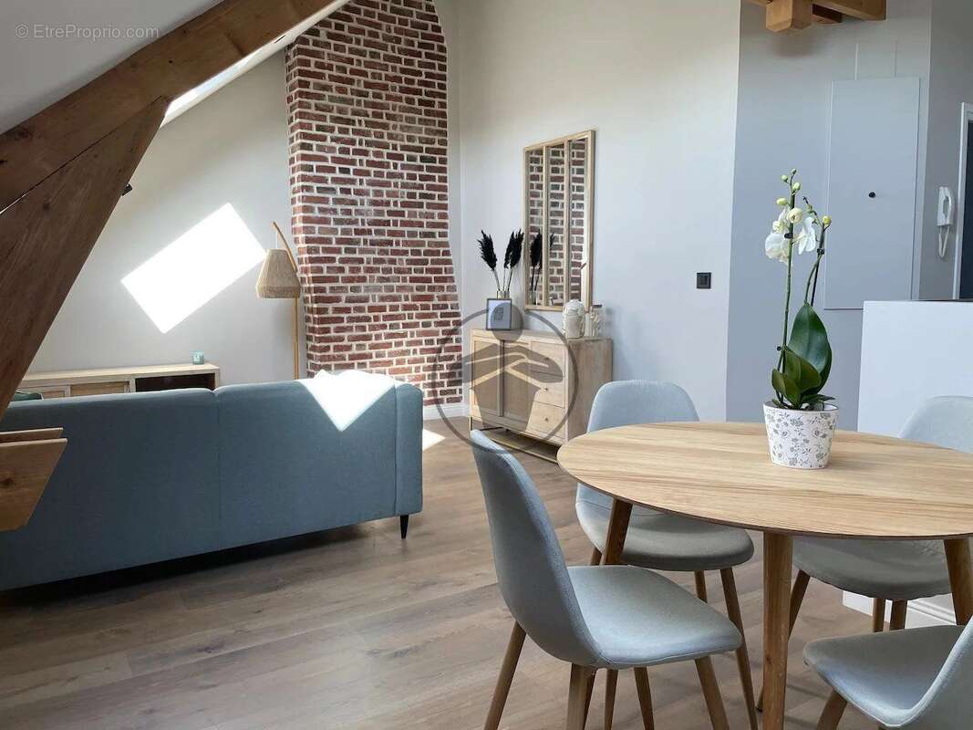 Appartement à SAINT-QUENTIN