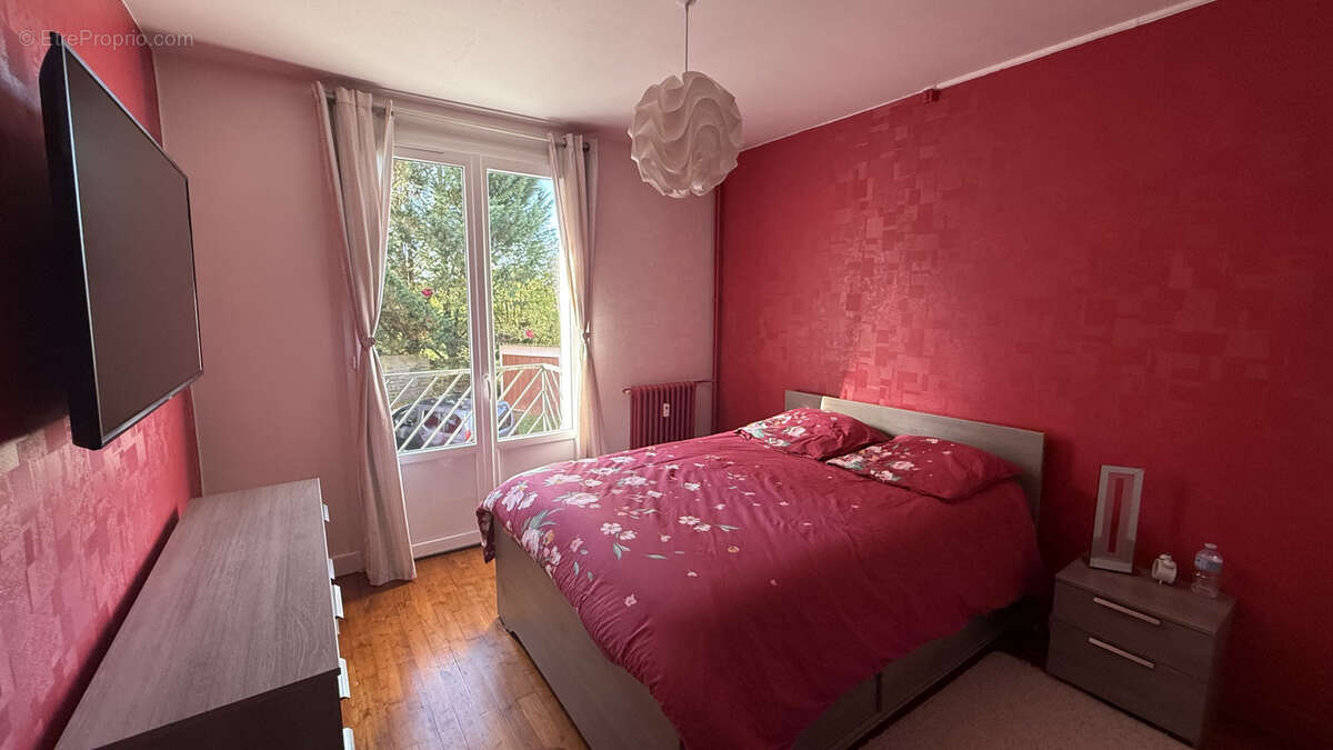 Appartement à GOURDON