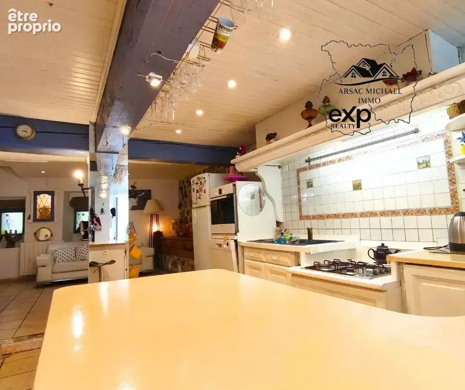 Maison 141 m² à Goudet  - photo 2