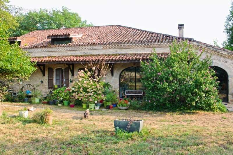 Maison à SAINT-PE-SAINT-SIMON