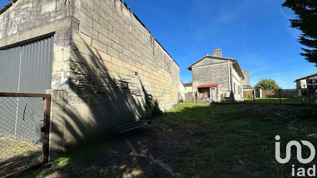 Photo 7 - Maison à LES ARTIGUES-DE-LUSSAC