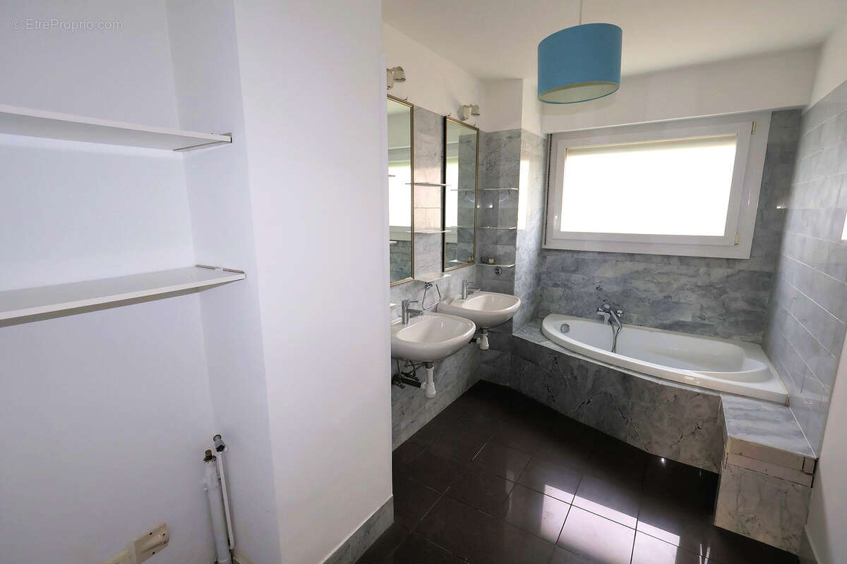 Saint-louis proche frontière appartement 5 pièces de 112 m2 avec grand balcon - photo 12