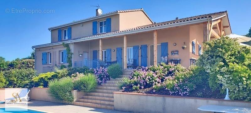 Maison à CARLA-BAYLE