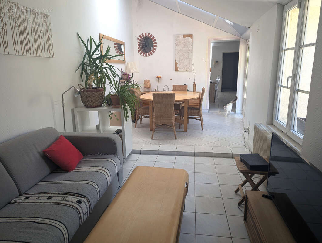 Maison de ville rénovée avec jardin ! - photo 7