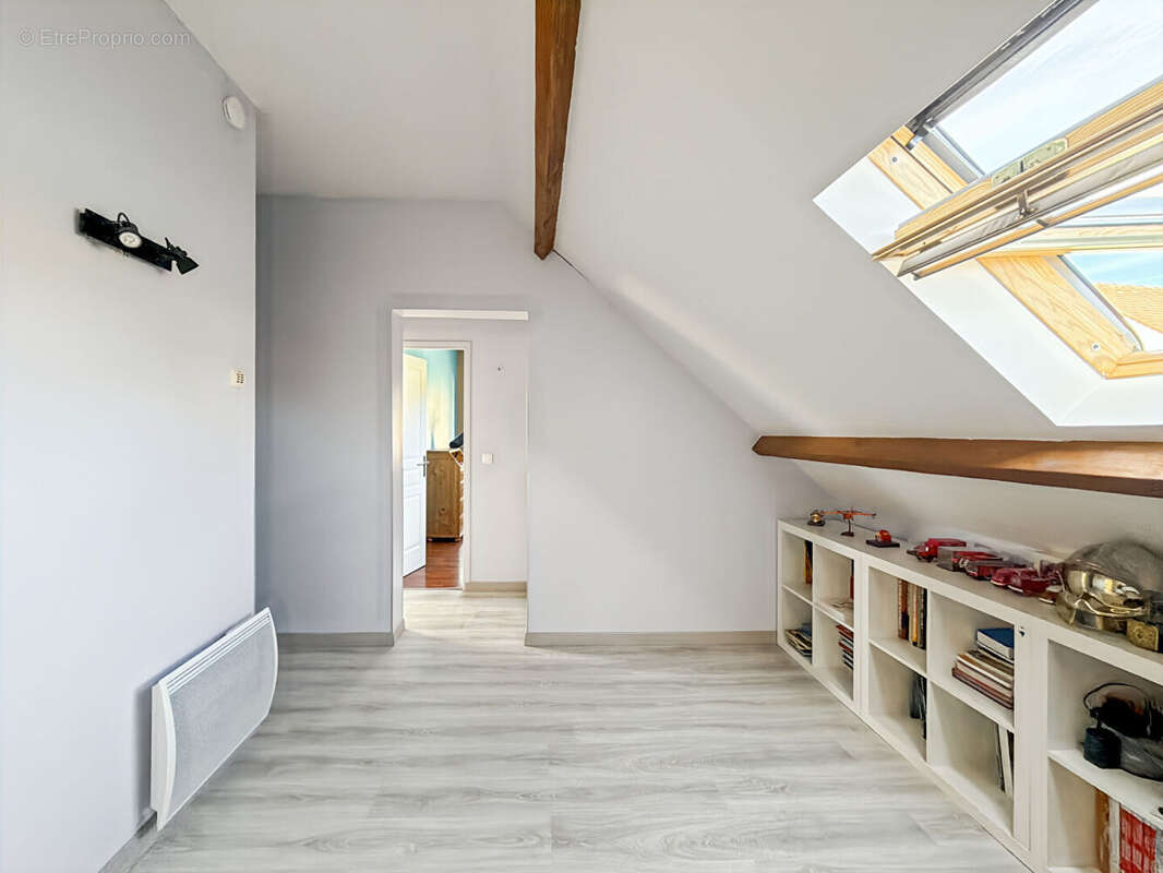 Maison - saint cyr en arthies - 7pièces - photo 7